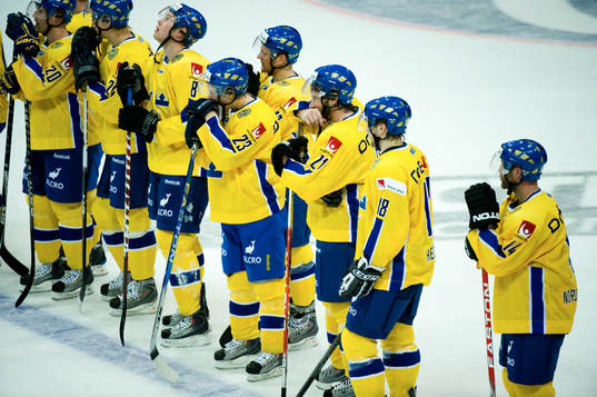 Peter Forsberg, Sverige depp med övriga laget