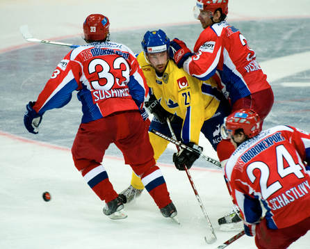 Peter Forsberg, Sverige mellan Maxim Sushinskiy och Vitaly
