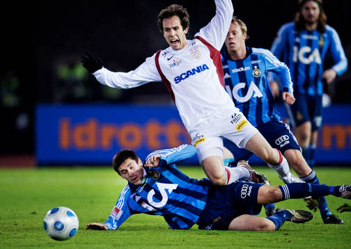 Hrvoje Milic, Djurgården, fäller Petter Furuseth,