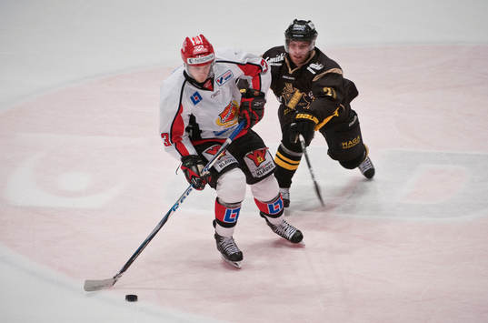 Julius Larsson, Almtuna och Christian Sandberg, AIK
