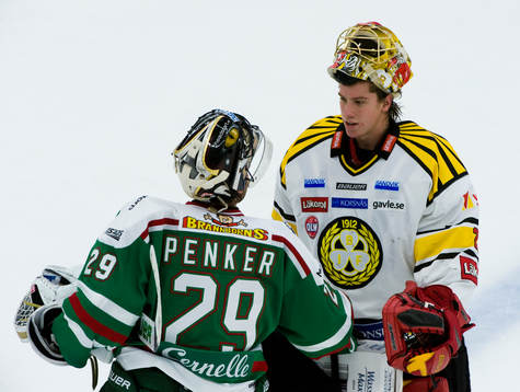Matchens två stora lirare, Jürgen Penker, målvakt,