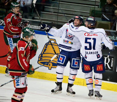 Jari Tolsa, Linköping, gör 0-1. Mikael Håkansson jubel