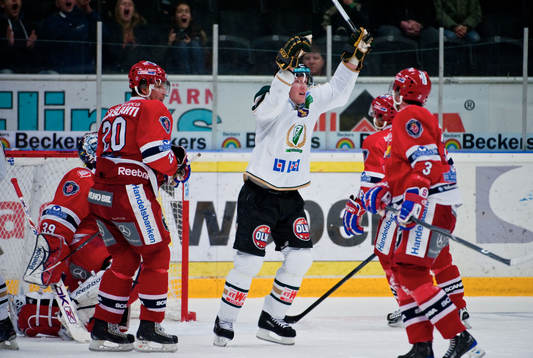 Lee Goren, Färjestad, avgör på övertid