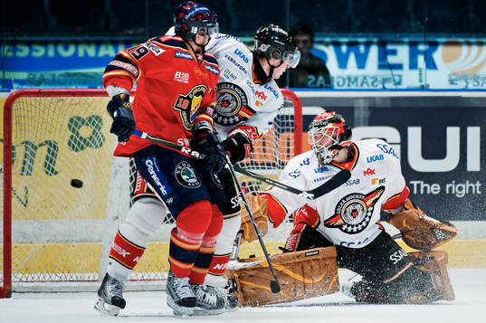 Mattias Modig, målvakt, Luleå, släpper in 4-3-målet
