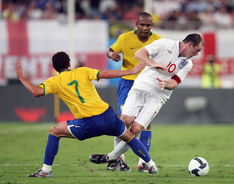 Wayne Rooney, England, tappar fästet
