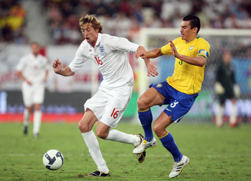 Peter Crouch, England och Lucio, Brasilien