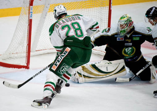 Eric Beaudoin, Rögle försöker men Robin Rahm, målvakt,