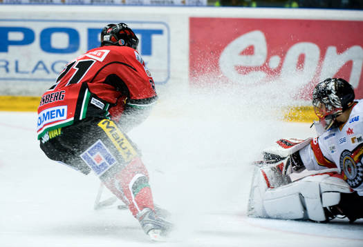Peter Forsberg, Modo tvärstannar och gör 3-0