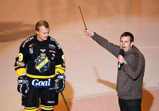 AIK Fotboll firas för sitt guld. Anders Gozzi, sportchef