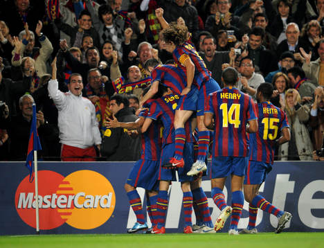 Pedro Roriguez, Barcelona har gjort 2-0. Jubel