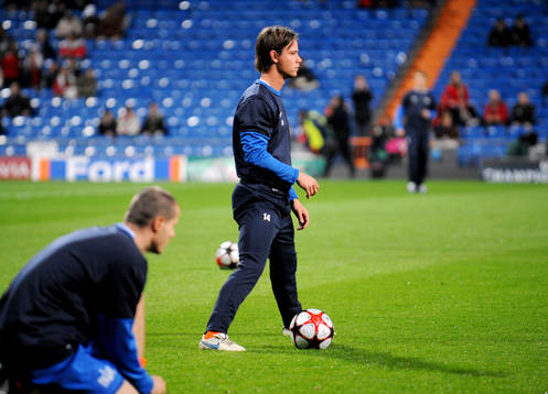 Dusan Djuric, FC Zurich, värmer upp på Santiago Bernabeu
