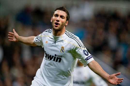 Gonzalo Higuain, Madrid gör 1-0. Jubel