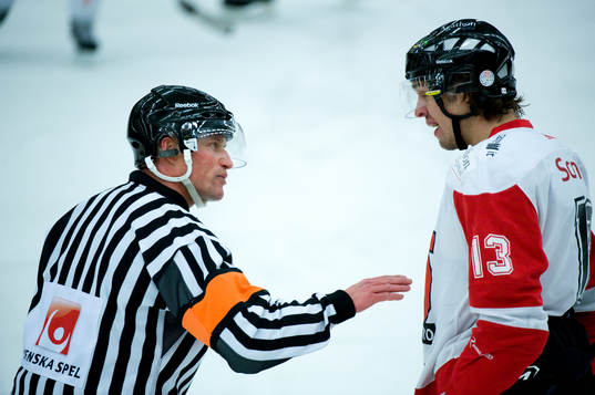Domare Thomas Forsström och Marcus Jonasén, Örebro