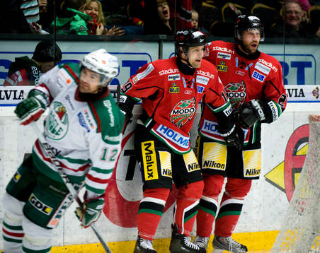 Markus Näslund och Peter Forsberg, Modo jubel