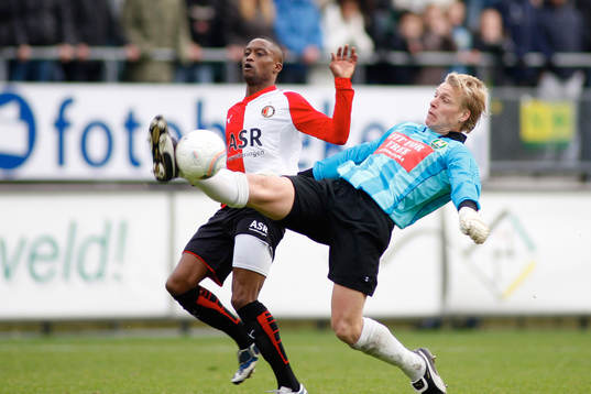 Barry Ditewig, målvakt, Ado