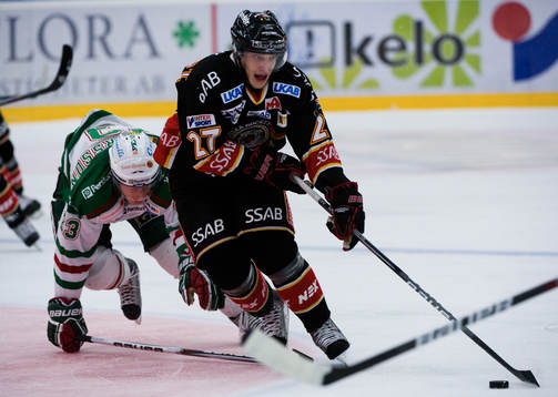 Robin Lindqvist, Luleå har fått Simon Hjalmarsson på knä