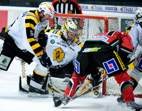 Andreas Hadelöv, Målvakt Skellefteå räddar
