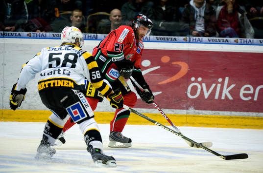 Peter Forsberg, Modo mot Jyri Marttinen, Skellefteå