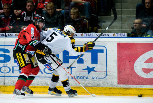 Adam Larsson, Skellefteå och Peter Forsberg, Modo