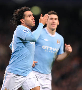Carlos Tevez, glädje, jubel över första målet för