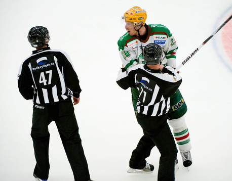 Eric Beaudoin, Rögle fick matchstraff och blev sur på