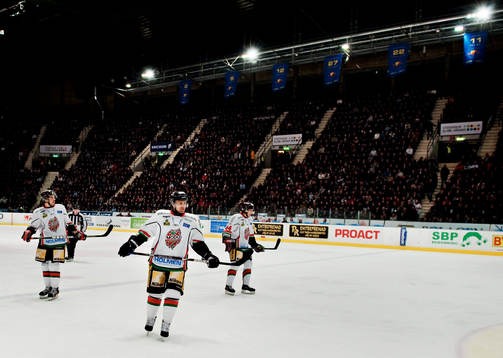 Markus Näslund, Modo. Arena, genre