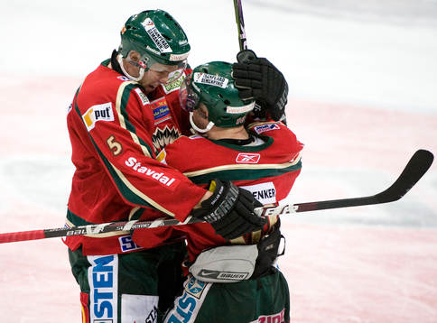 Christian Bäckman kramar om Fredrik Pettersson, Frölunda