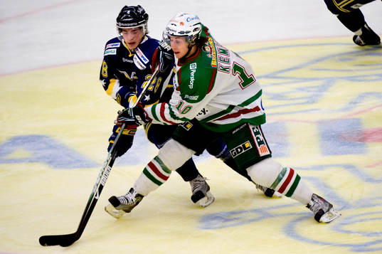 Mario Kempe, Rögle och Adam Almqvist, HV71