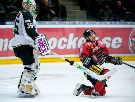 Robin Rahm, Målvakt Färjestad och Mats Zuccarello Aasen,
