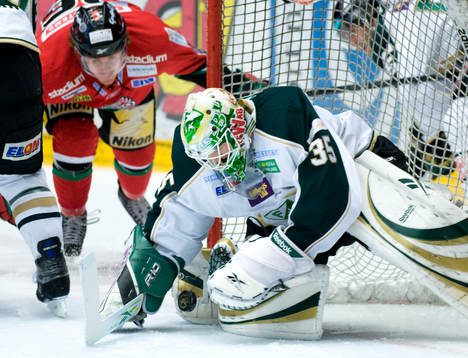 Robin Rahm, Målvakt Färjestad räddar