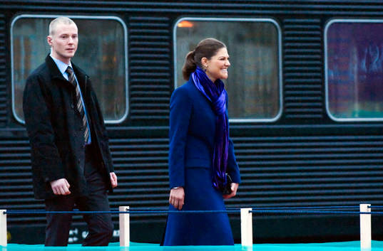 H.K.H Kronprinsessan Victoria anlände med tåg till