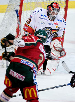 Philip Larsen, Frölunda,  Mattias Modig, målvakt, Luleå