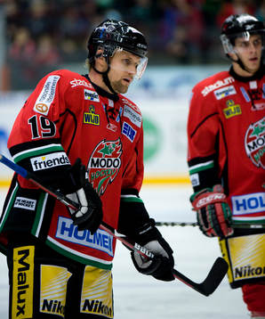 Markus Näslund, Modo