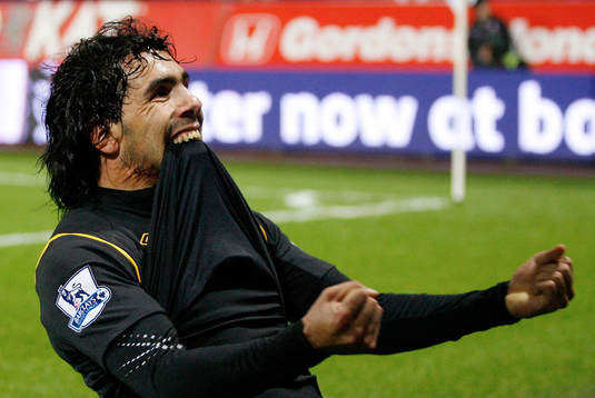 Carlos Tevez, glädje, jubel över tredje målet för
