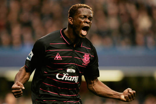 Louis Saha, Everton, glädje, jubel över självmål för