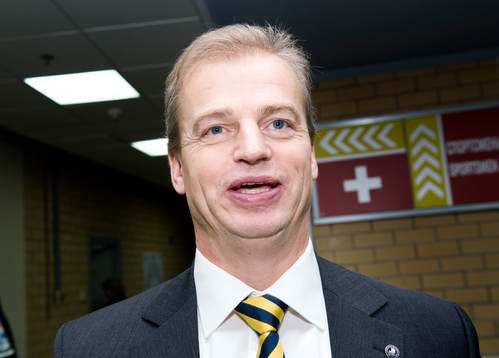 Bengt-Åke Gustafsson, Förbundskapten, skrattar