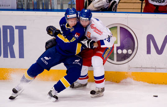 Andreas Engqvist, Sverige mot Angel Krstev, Tjeckien