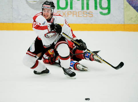 Thomas Larsson, Malmö, har precis lurat Johan Berggren,