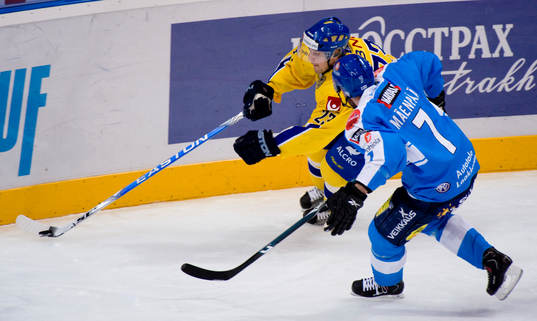 Linus Omark, Sverige och Mikko Maenpaa, Finland