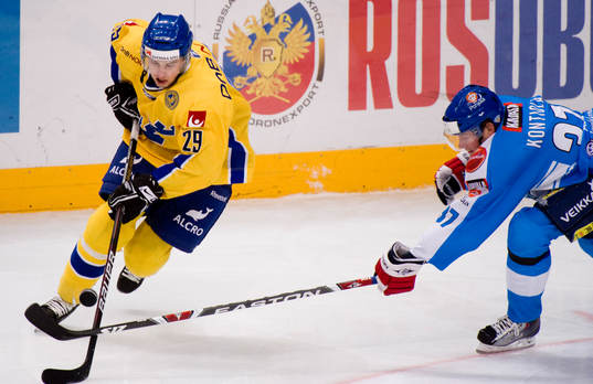 Joakim Lindström, Sverige och Petri Kontiola, Finland