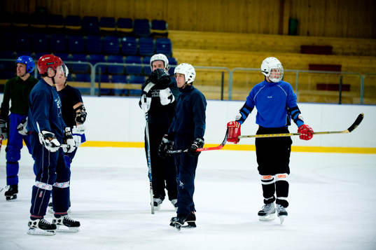 Ishockey, korphockey, spontanidrott