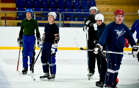 Ishockey, korphockey, spontanidrott