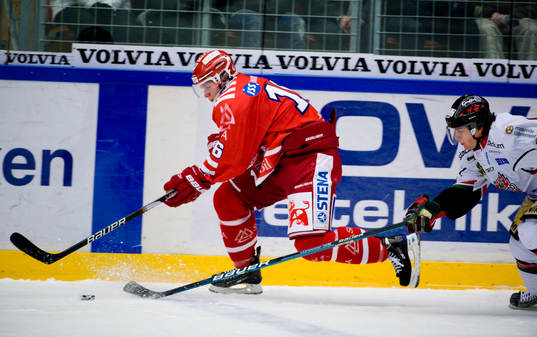 Anton Axelsson, Timrå och Mats Zuccarello Aasen, Modo