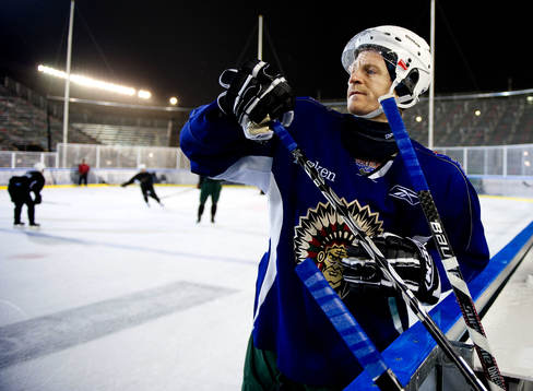 Inför Frölunda - Färjestad på Ullevi. Per-Johan