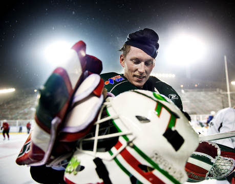 Inför Frölunda - Färjestad på Ullevi. Johan Holmqvist,