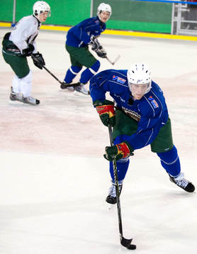 Inför Frölunda - Färjestad på Ullevi. Utematch, arena,