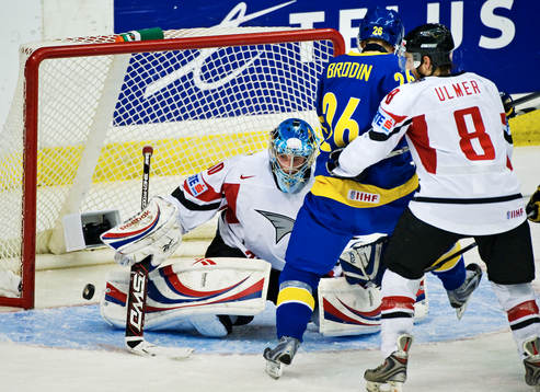 Daniel Brodin, Sverige, oroar framför Marco Wieser,