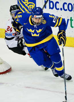 Adam Larsson, Sverige
