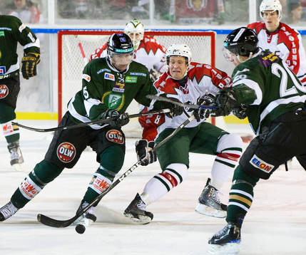 Bläddra bland fler bilder av Ishockey, Elitserien, Rekordmatchen, Frölunda - Färjestad