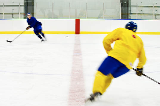 Ishockey, JVM, träning, Sverige
